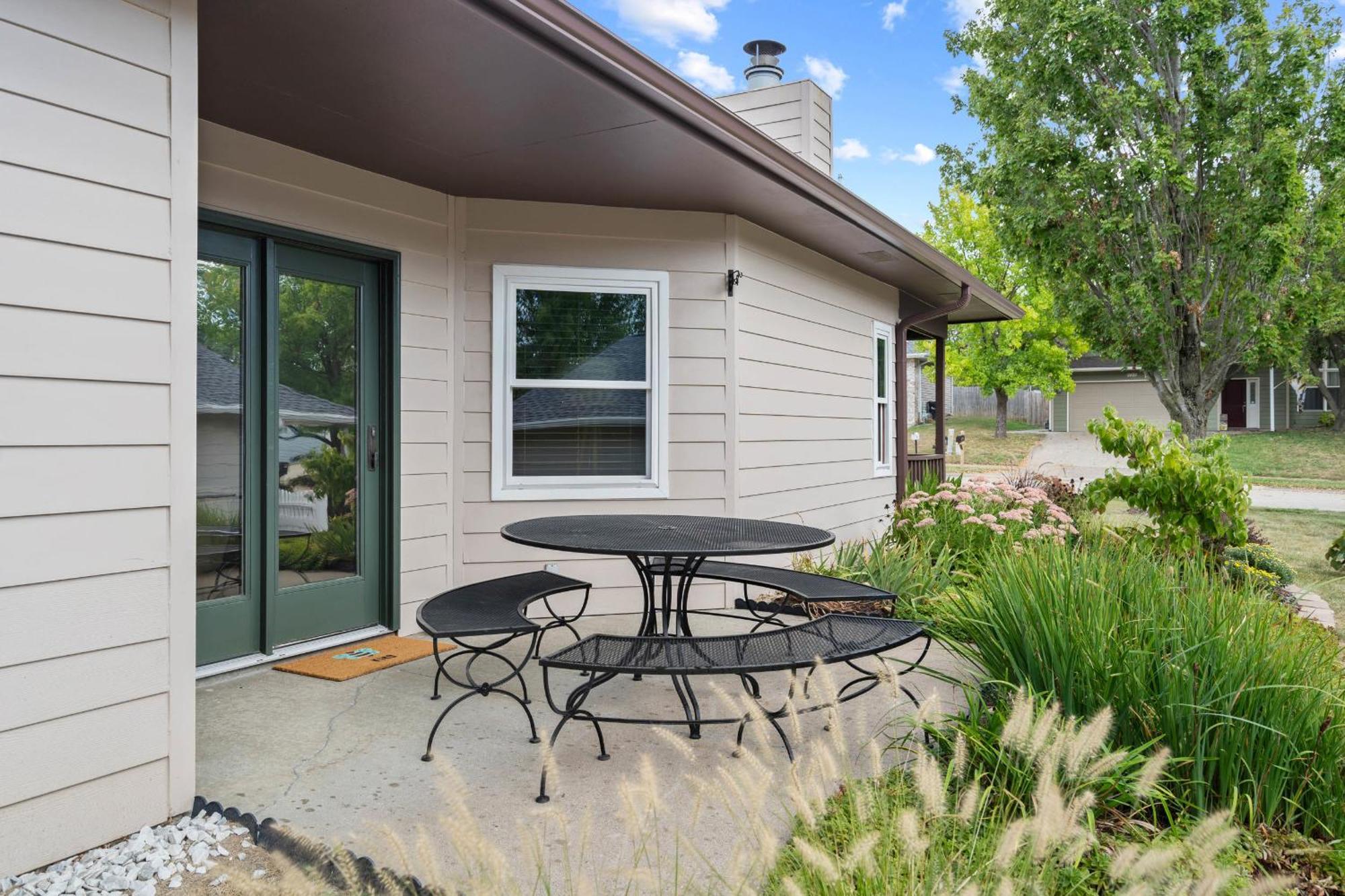 1 5 Miles To Mizzou ~ Spacious & Updated Home~ Columbia Exterior photo